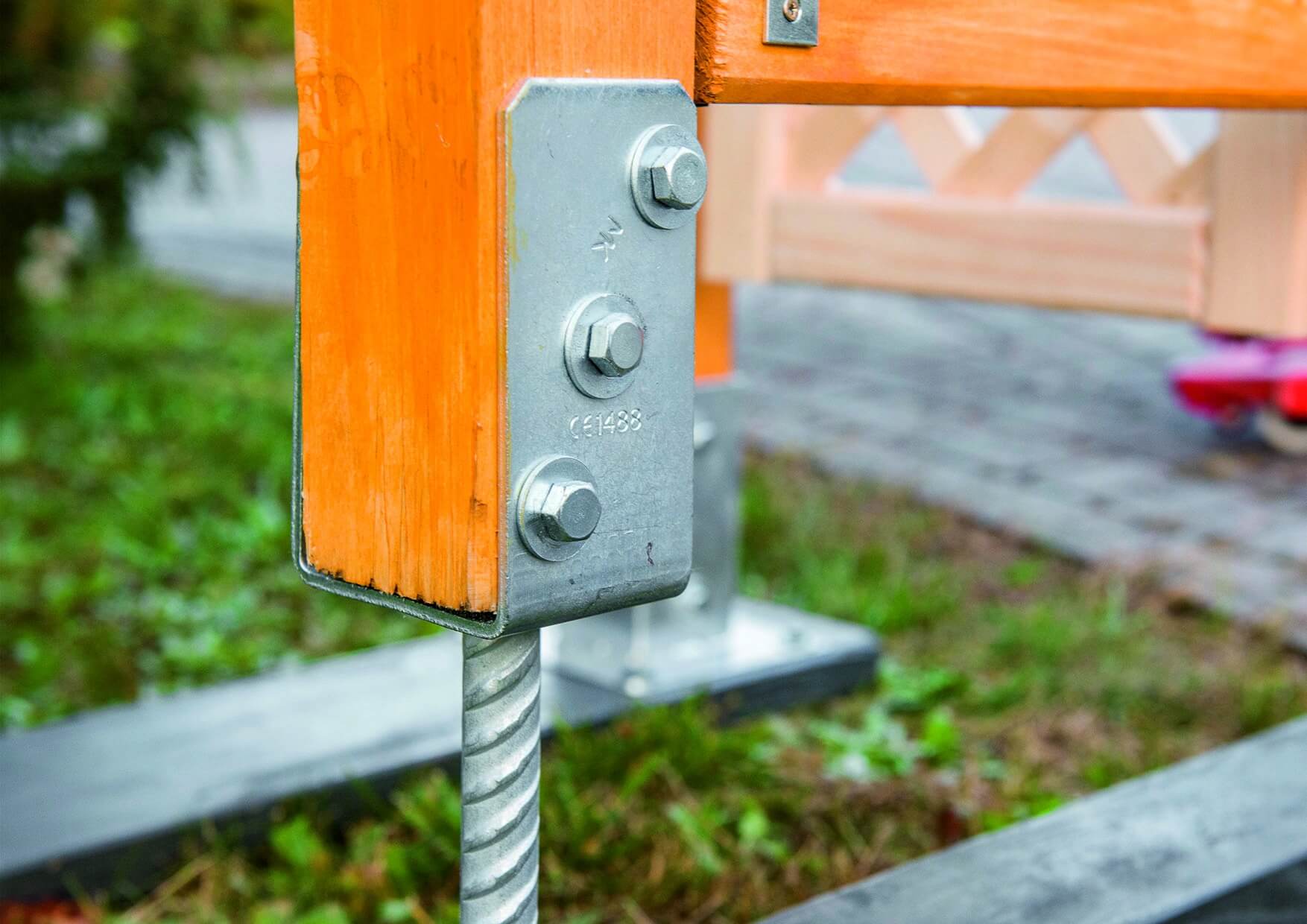 Stĺpová základňa pre pokládku do kotvy-PU160