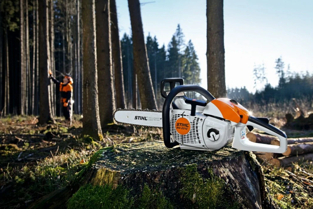 Motorová píla STIHL MS 201 C-M