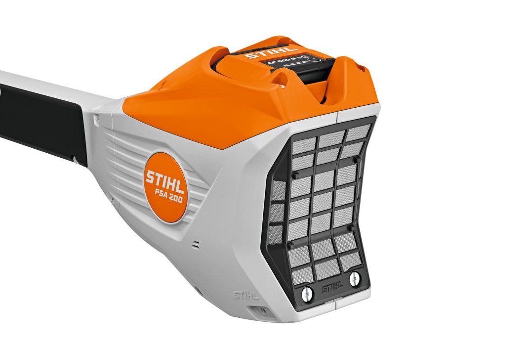 Akumulátorový vyžínač STIHL FSA 200 AC