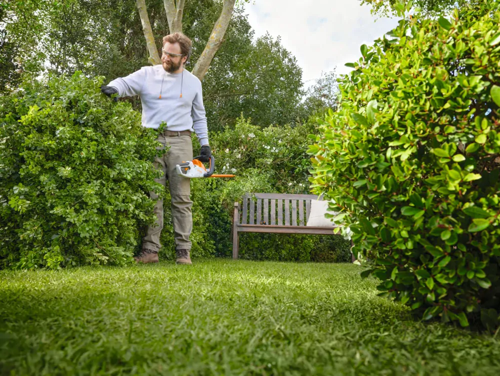 Akumulátorové záhradné nožnice STIHL HSA 40, SET S 2X AS2 + AL 101
