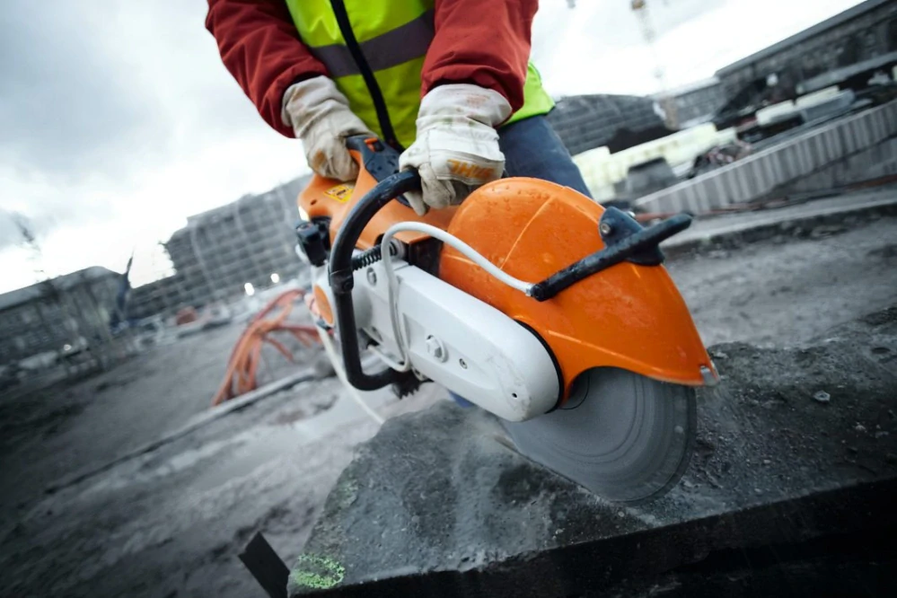 Rozbrusovačka benzínová STIHL TS 410