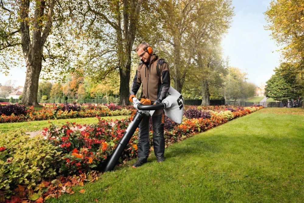 Motorový Záhradný vysávač STIHL SH 86