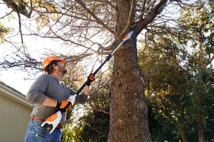 Vyvetvovacia akumulátorová píla STIHL HTA 50