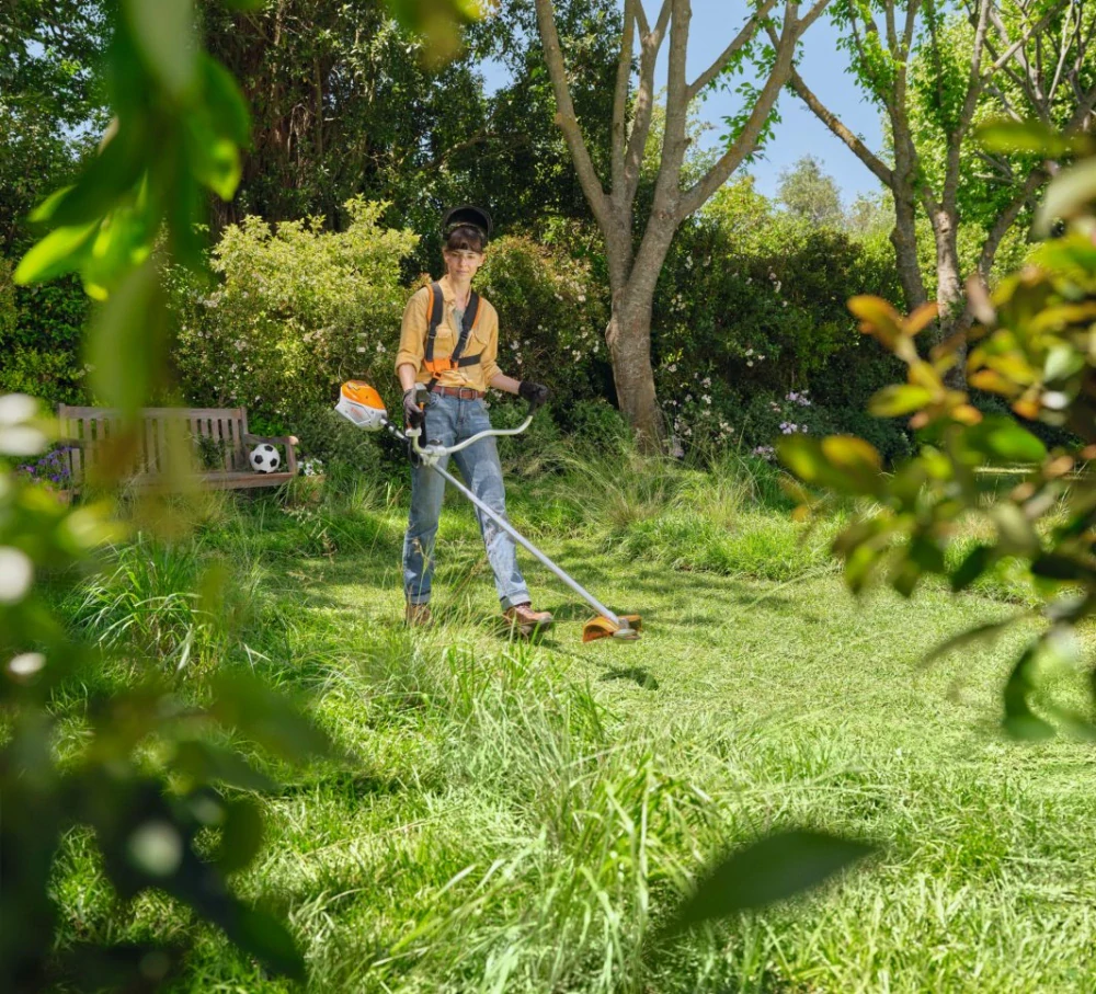 Akumulátorový vyžínač, AK Systém STIHL FSA 80, set s 2x AK 30