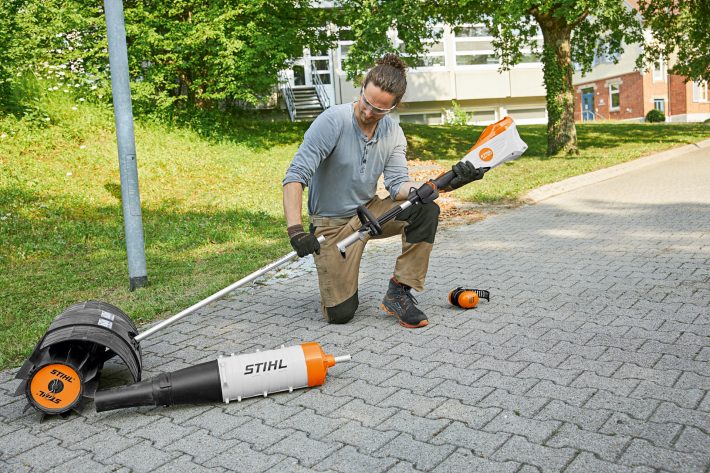 Akumulátorový kombinovaný motor KMA 135 R