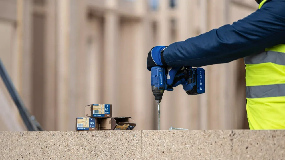 Stavebná skrutka so zápustnou hlavou a čiastočným závitom 6x160mm-30ks