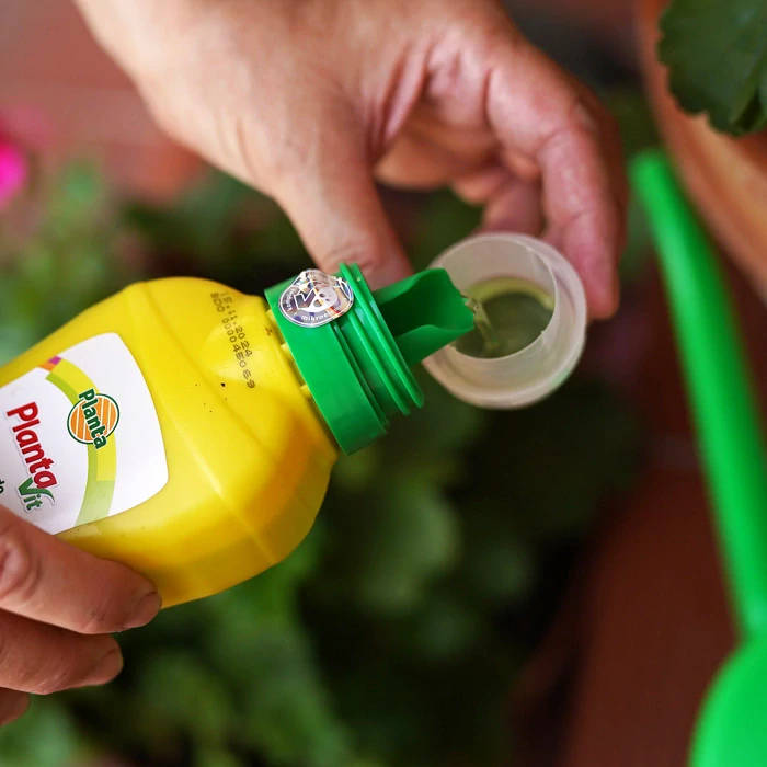 Tekuté hnojivo Planta Vit 1L NA PRAPADE