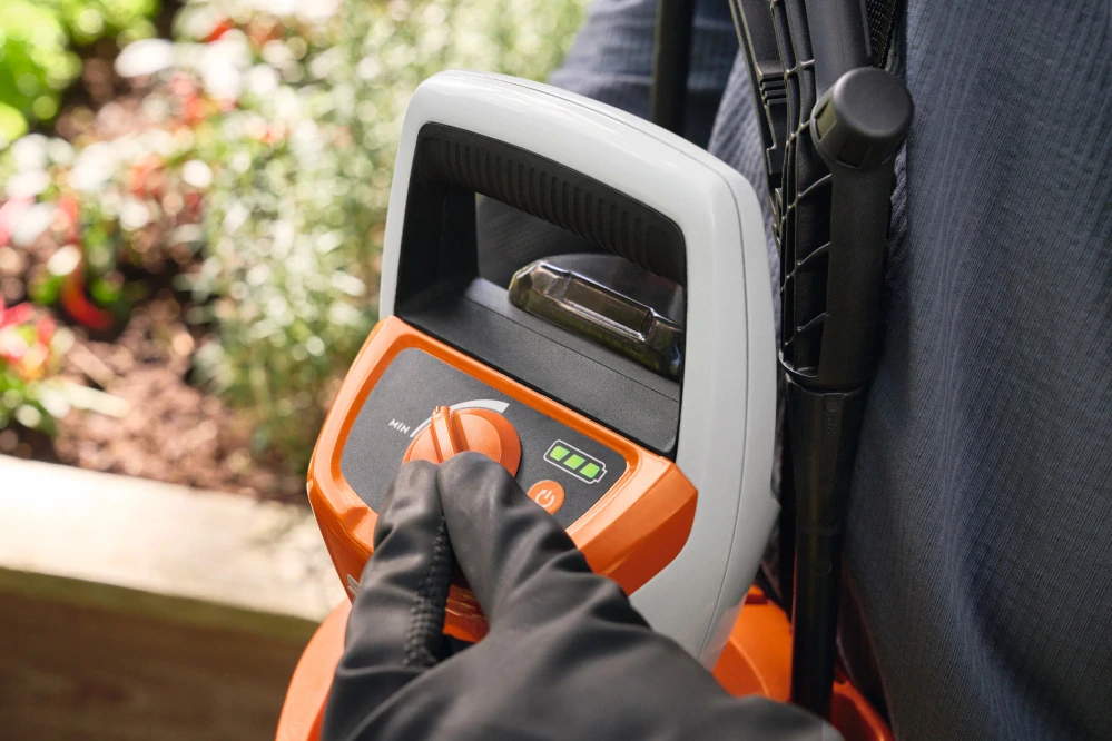 Akumulátorový tlakový postrekovač STIHL SGA 30 set s AS2+AL1
