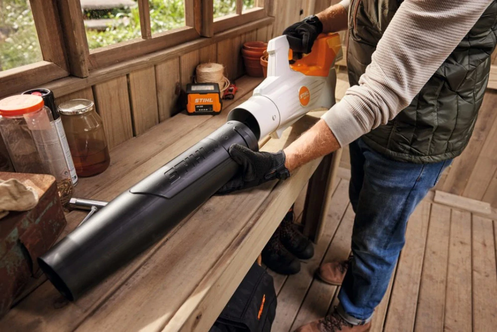 Akumulátorový fúkač STIHL BGA 50, set s 1x AK 20