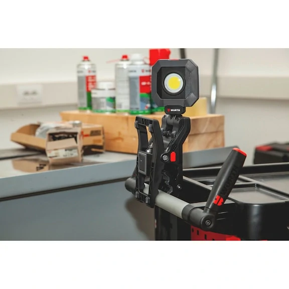 NABÍJATEĽNÁ PRACOVNÁ LED LAMPA SVORKA ERGOPOWER