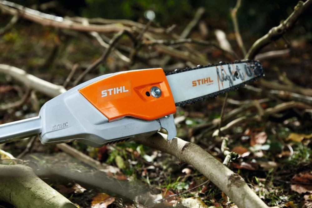Akumulátorová vyvetvovacia píla-STIHL HTA 66