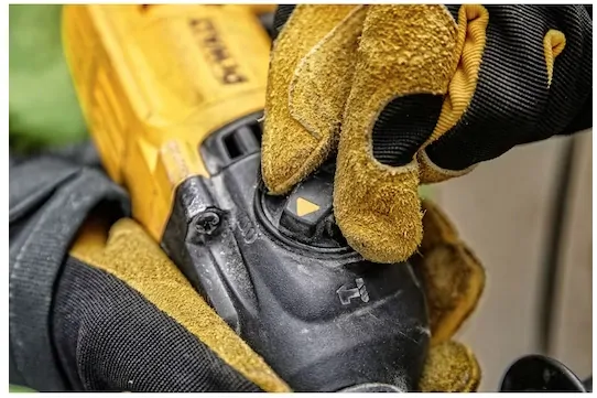 Príklepová vrtačka DeWalt SDS+ 2,6 J úder, 800W, vrtak max 26mm D25133K-QS