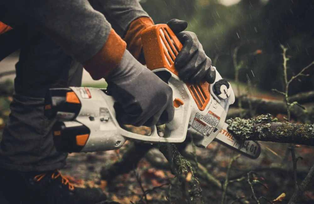 Akumulátorová reťazová píla STIHL GTA 40 stroj