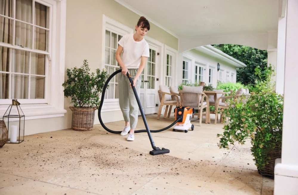 Akumulátorový vysávač STIHL SEA 60 set s 2xAK 20+AL 101