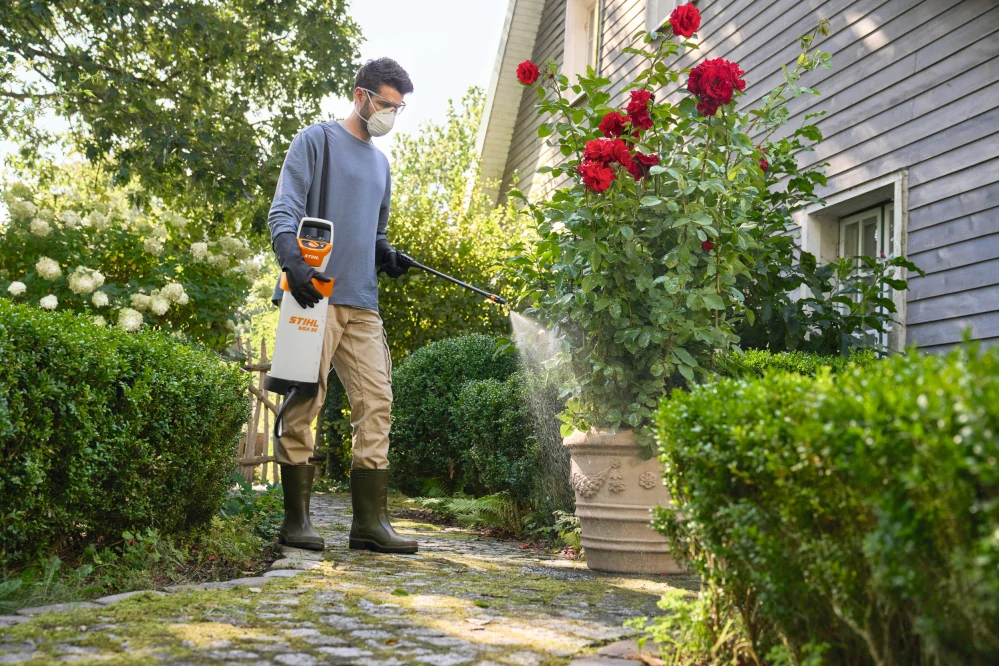 Akumulátorový tlakový postrekovač STIHL SGA 30 set s AS2+AL1