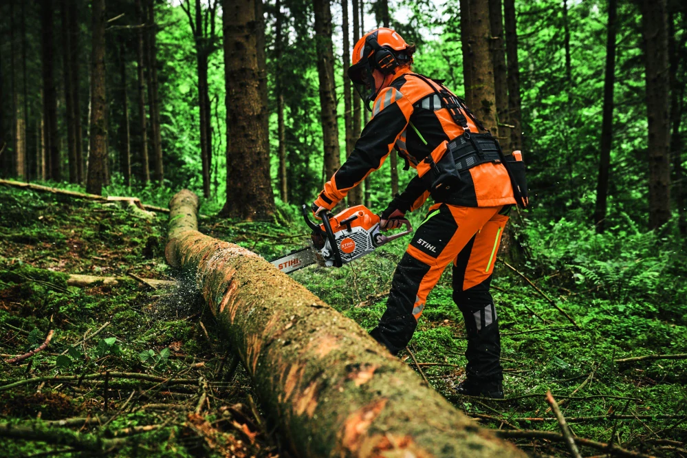 Profesionálna motorová píla STIHL MS 300