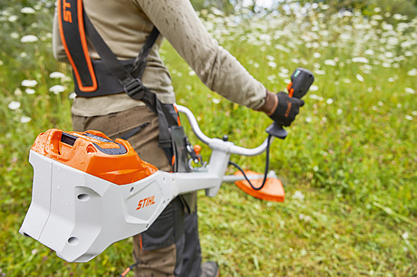 Akumulátorový vyžínač-STIHL FSA 135
