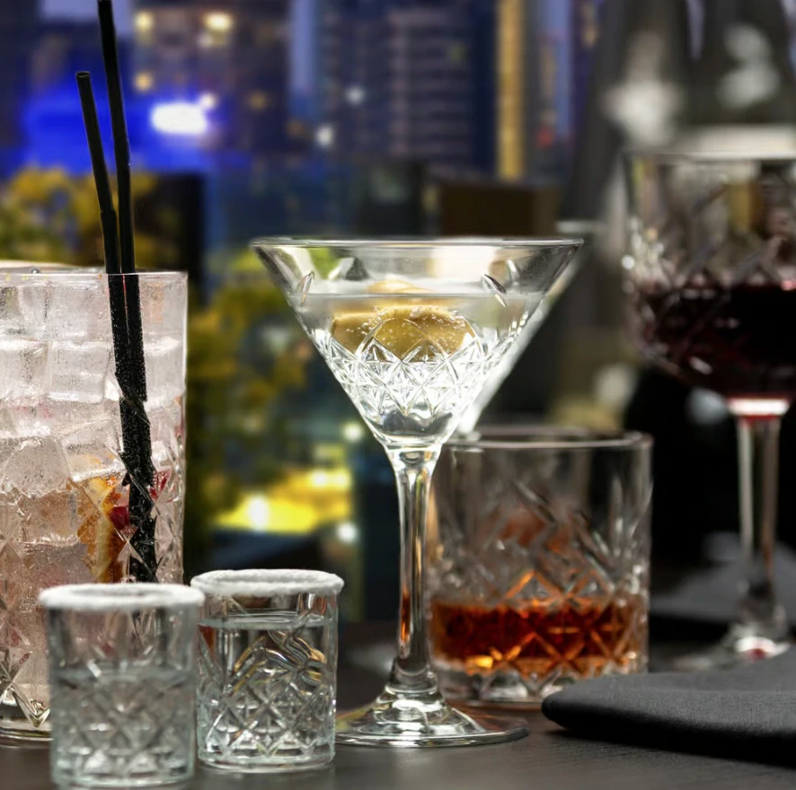 Sada 4 pohárov na martini Timeless 230ml PASABAHCE