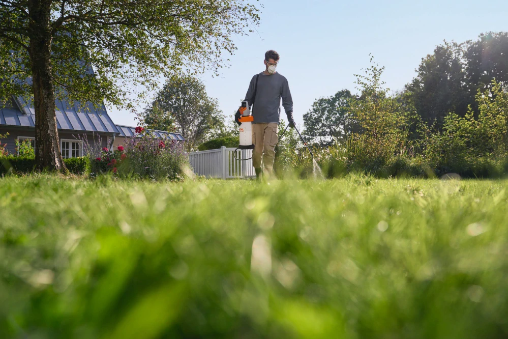 Akumulátorový tlakový postrekovač STIHL SGA 30 set s AS2+AL1