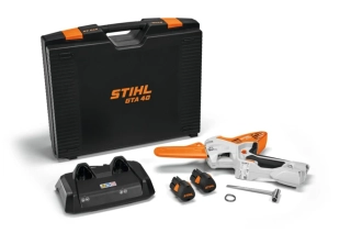 Akumulátorová reťazová píla STIHL GTA 40 SET